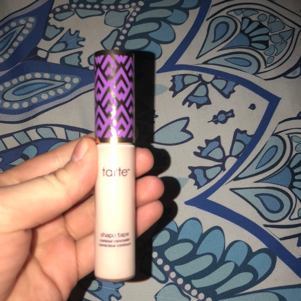 NWT tarte shape tape ❤️